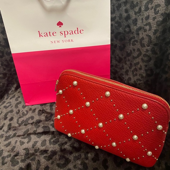 Kate Spade Beauty Bag in Red